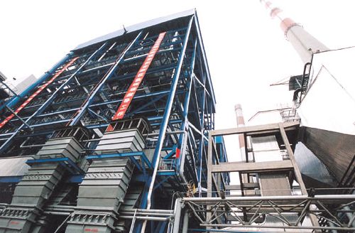 循環流化床鍋爐耐磨耐火澆注料內襯龜甲網案例分析